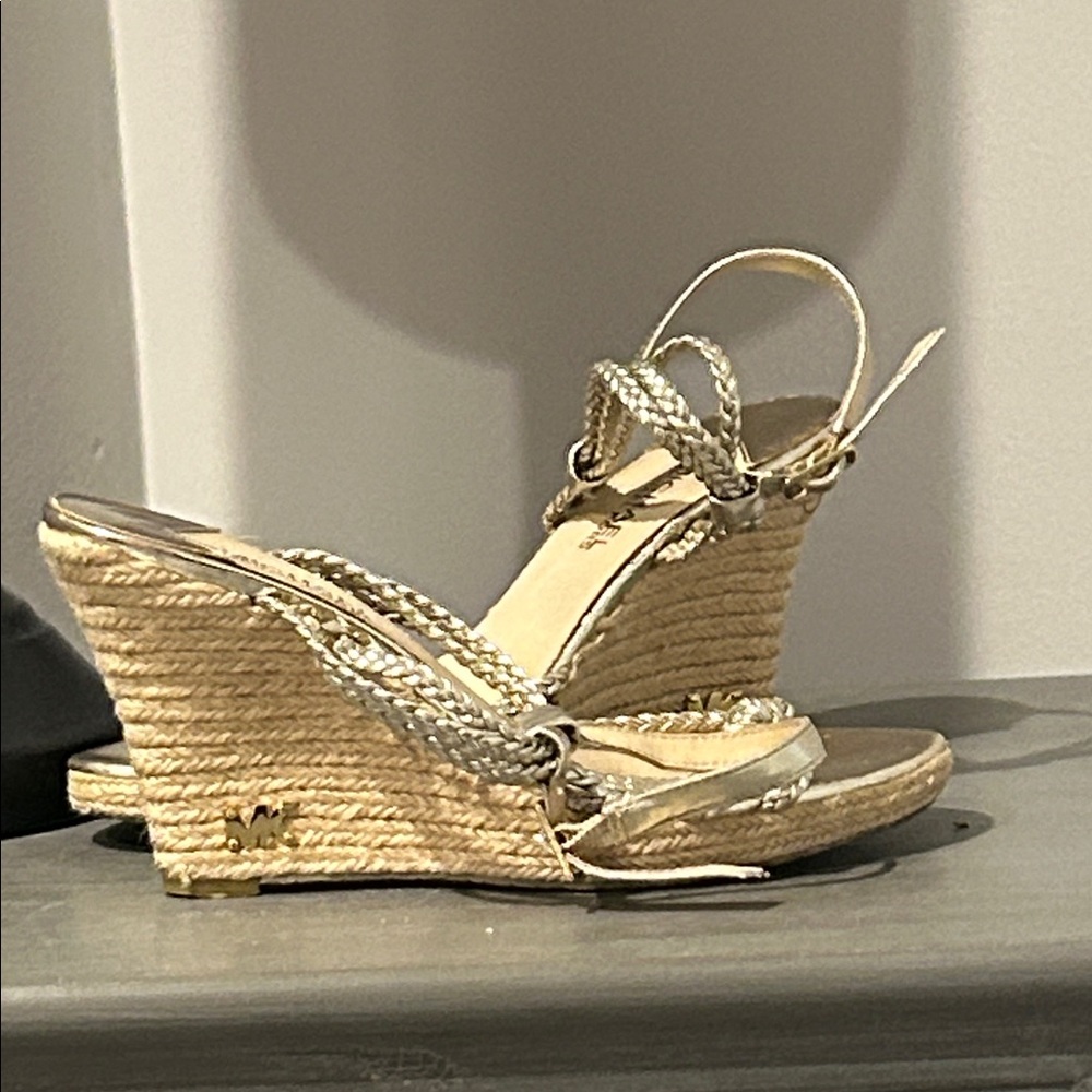 Michael Kors Wedge Espadrille Sandals - Metallic Gold Size 7.5 EUC